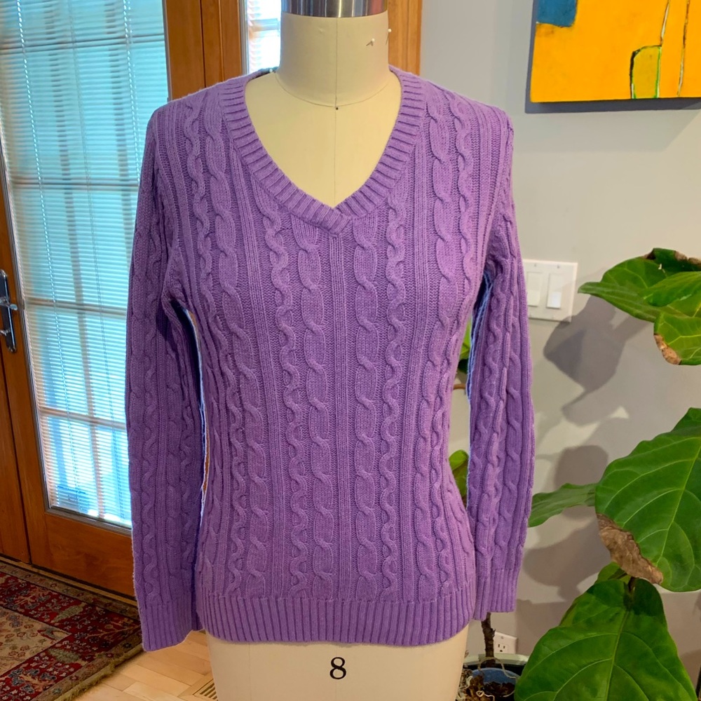Cotton cable knit V neck sweater in perfect shade of deep lavender.  Size S